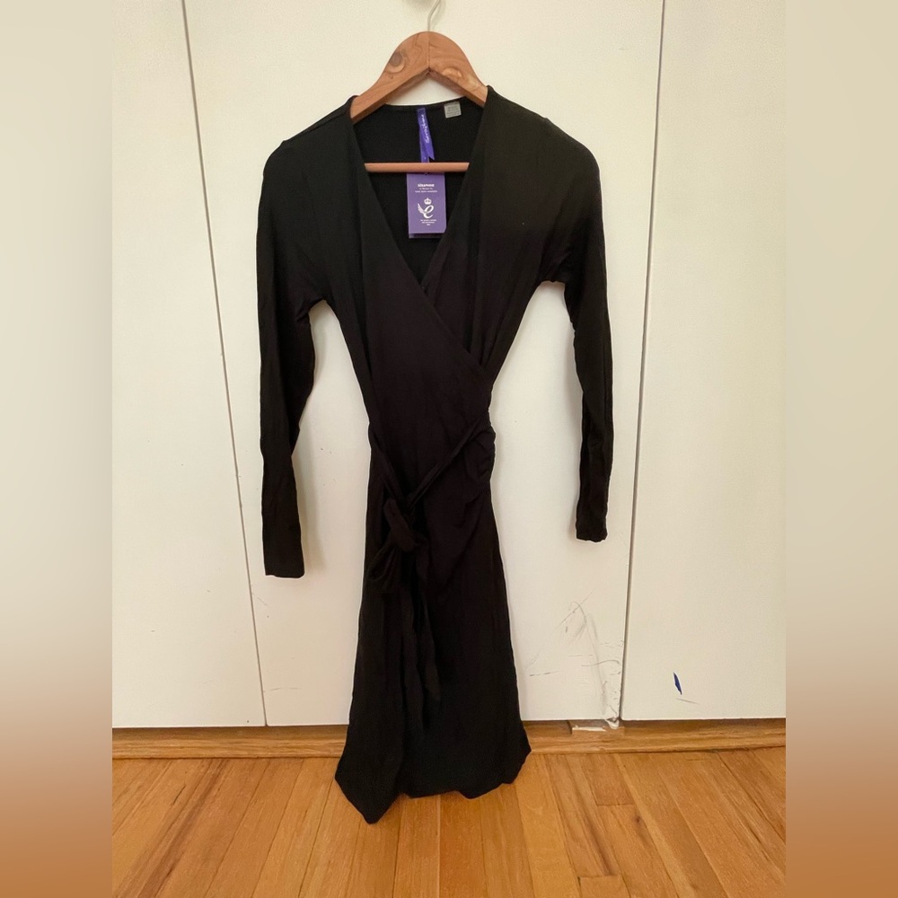 Seraphine Marernity Black Wrap Dress - S - NWT knee-length